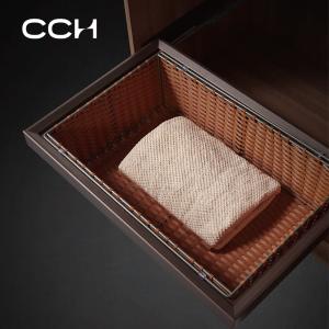 Wicker laundry basket